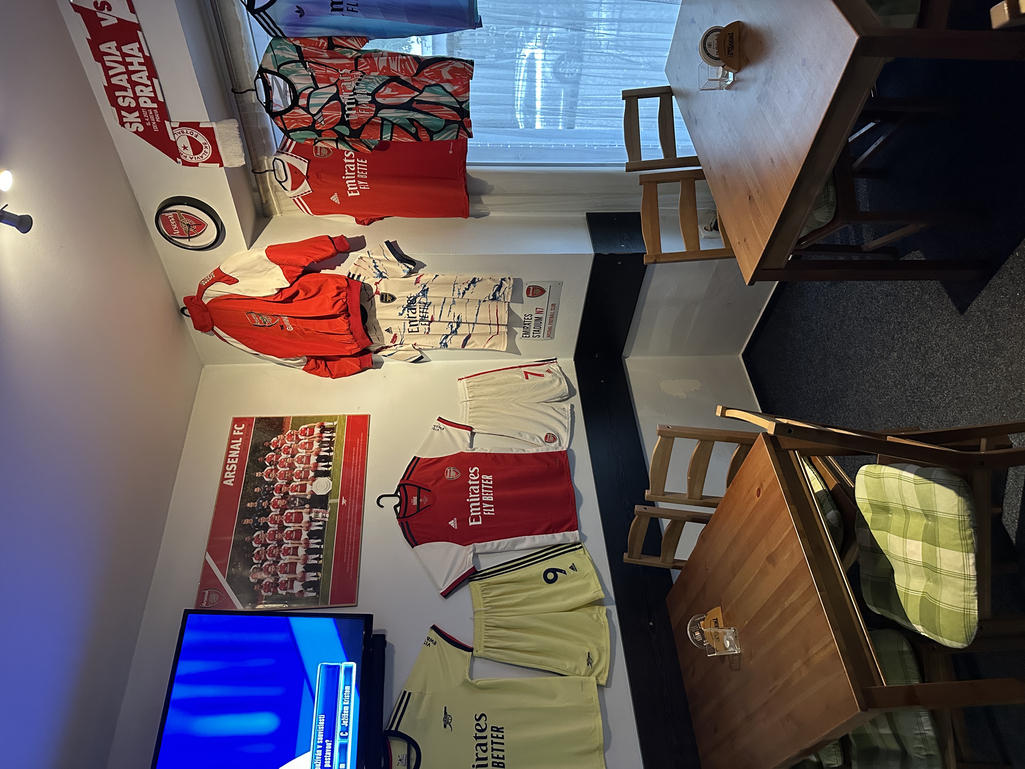 Detail dresů Arsenal FC